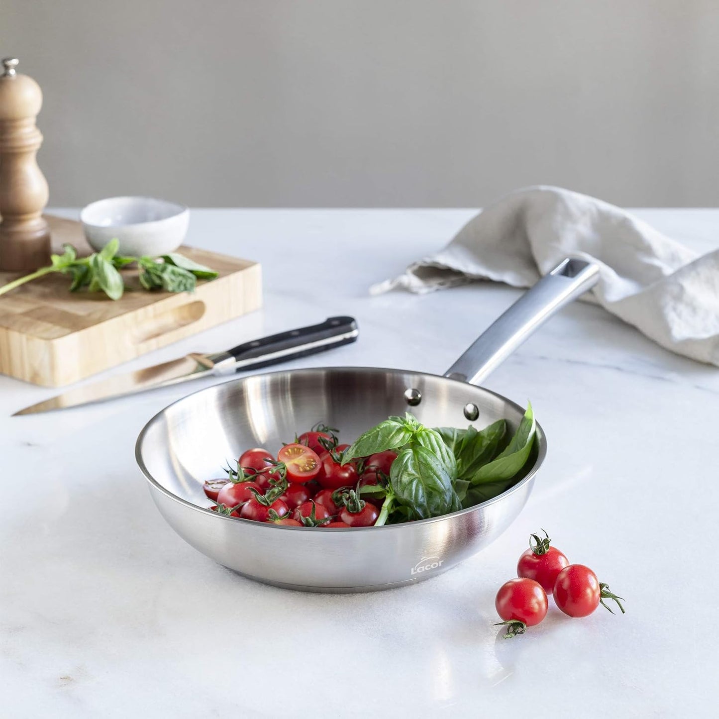Sartén Sin Antiadherente Modelo Foodie | Sartén de Acero Inoxidable | Compatible con Todo Tipo de Cocinas