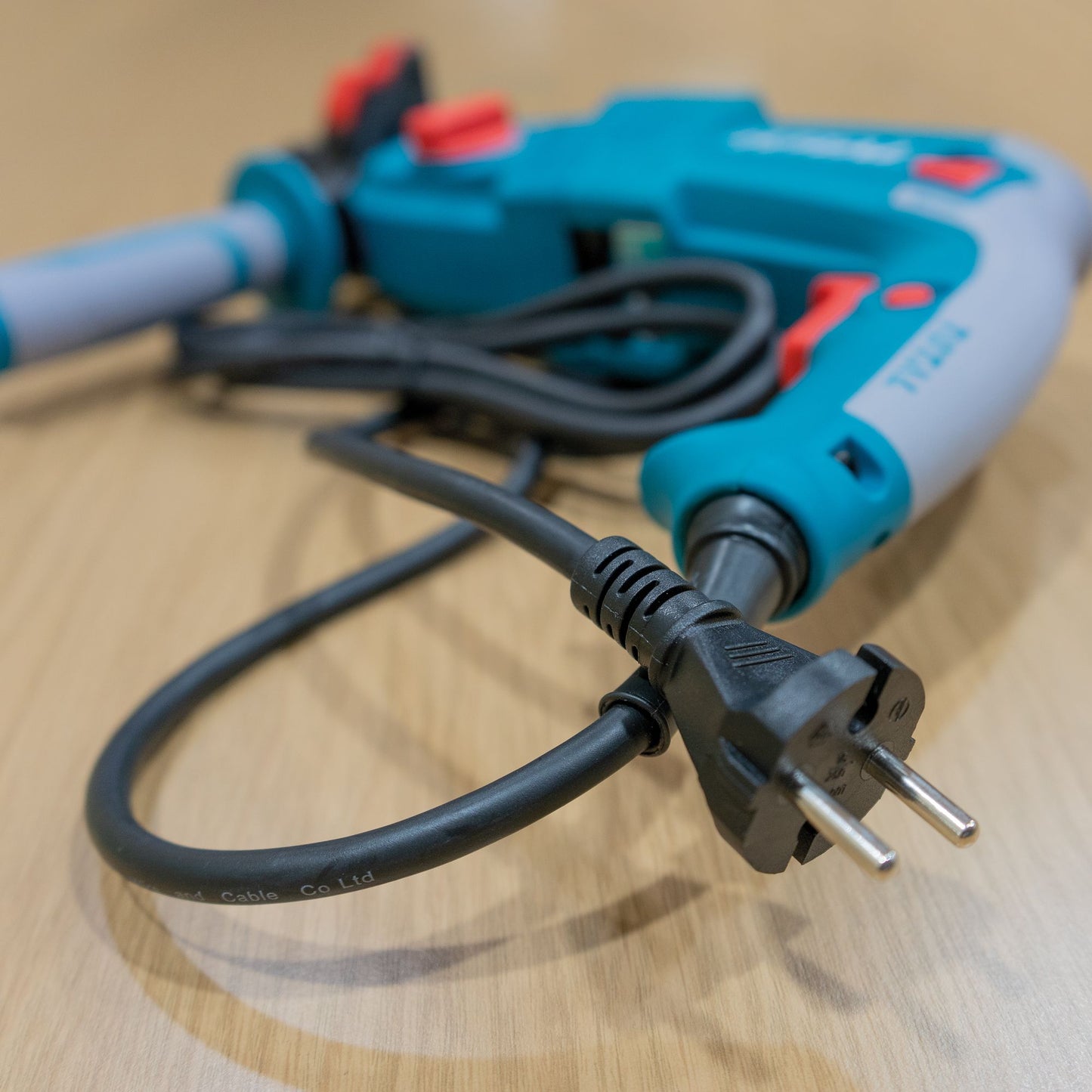 Taladro Percutor Eléctrico Modelo TG1061356